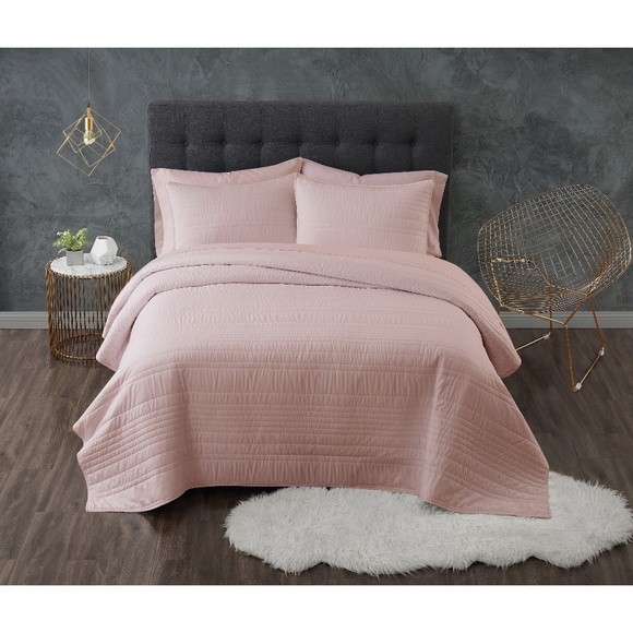 BRAND NEW Truly Calm Antimicrobial 3-Piece Blush Pink Quilt Set – Full/Queen - Picture 1 of 5